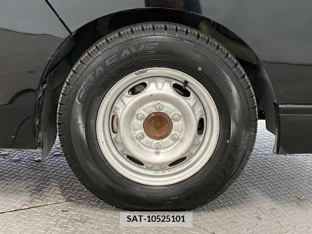 Isuzu COMO 2013-07 216107-16