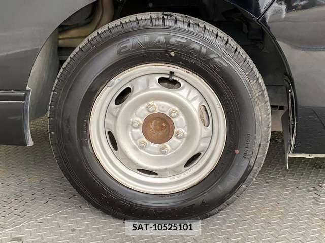 Isuzu COMO 2013-07 216107-15