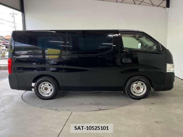 Isuzu COMO 2013-07 216107-9