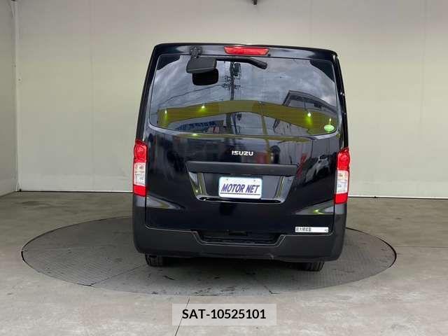 Isuzu COMO 2013-07 216107-11