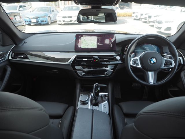 Bmw 5 SERIES 2021-01 562-1