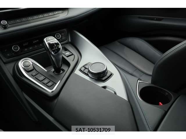 Bmw I8 2016-02 200981-3