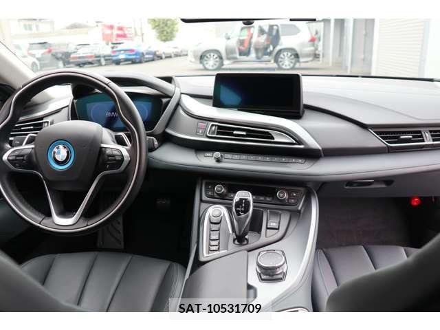Bmw I8 2016-02 200981-1