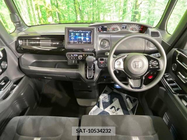 Honda N BOX CUSTOM 2022-11 212390-1