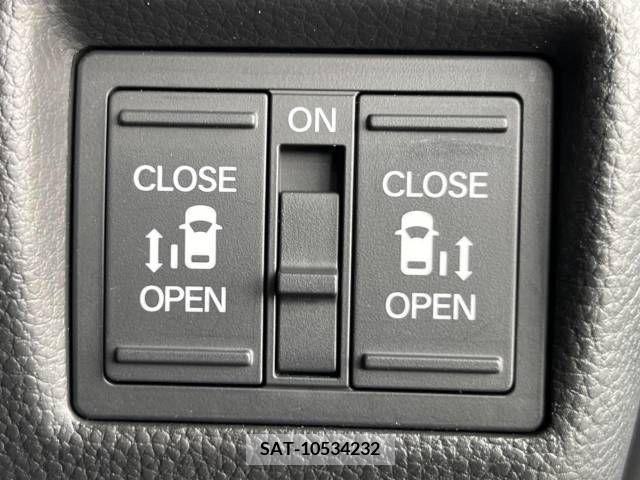 Honda N BOX CUSTOM 2022-11 212390-2