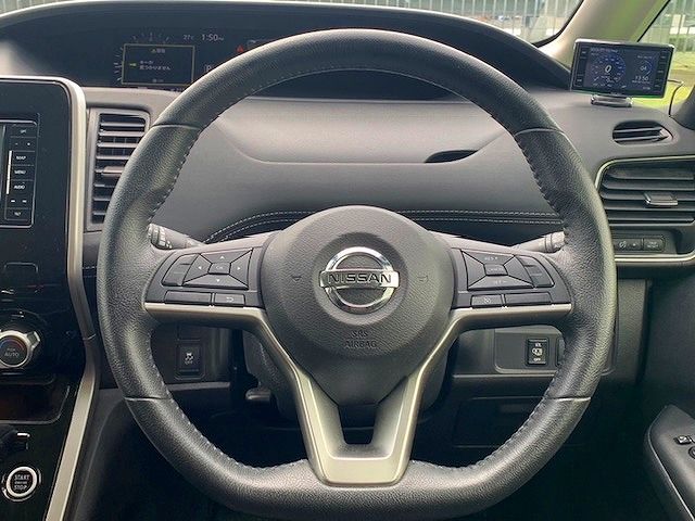 Nissan SERENA 2017-03 5187-13