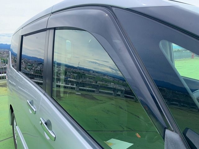 Nissan SERENA 2017-03 5187-12