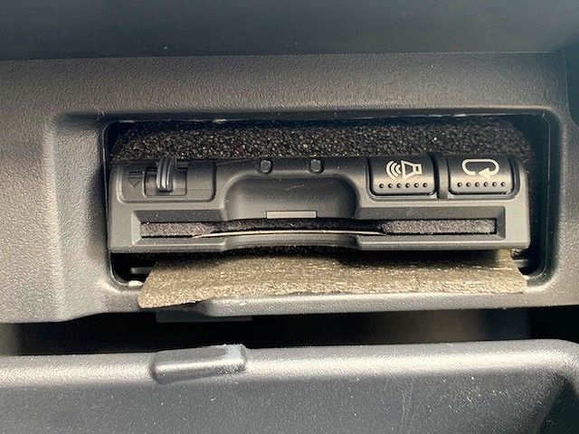 Nissan SERENA 2017-03 5187-10