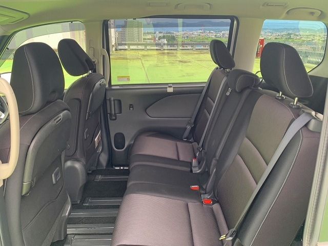 Nissan SERENA 2017-03 5187-9