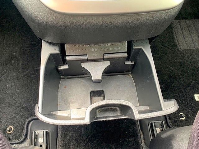 Nissan SERENA 2017-03 5187-7