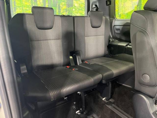 Toyota VOXY 2020-11 20242-10