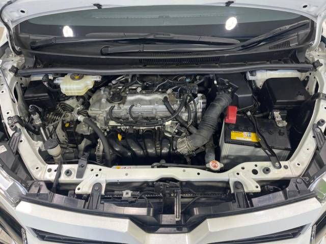 Toyota VOXY 2020-11 20242-18
