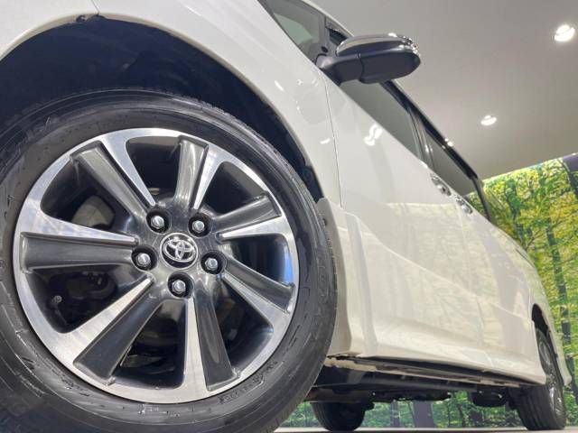 Toyota VOXY 2020-11 20242-14