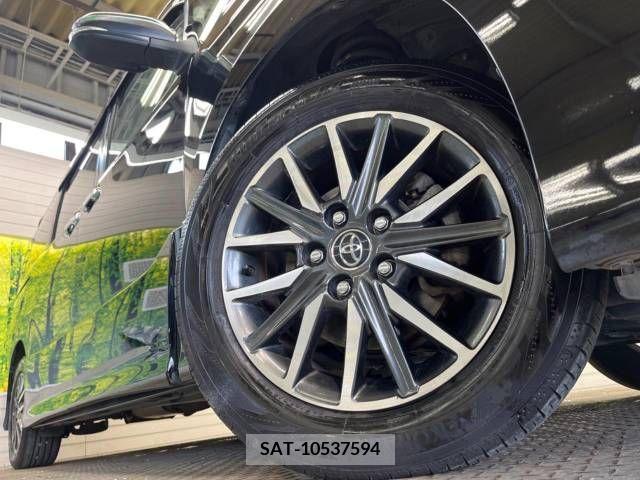 Toyota VOXY 2015-02 330652-14