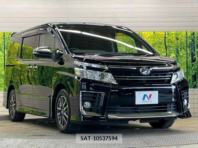 Toyota VOXY 2015-02 330652-17