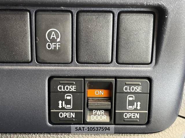 Toyota VOXY 2015-02 330652-6