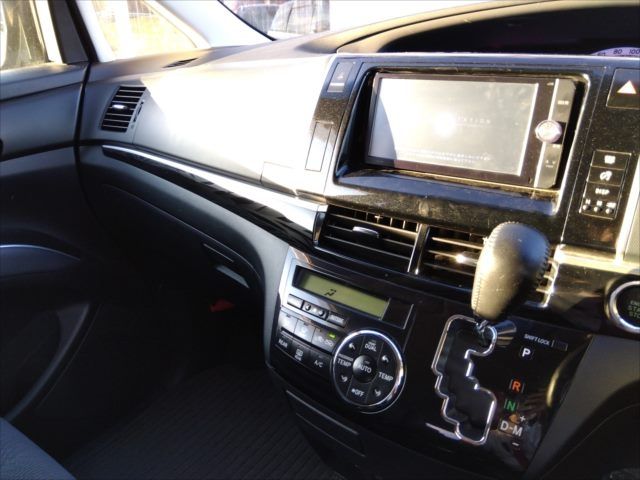 Toyota ESTIMA 2013-11 20326-10