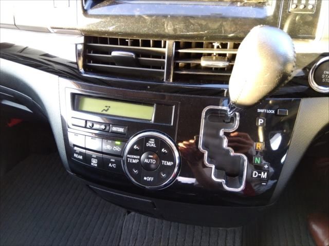 Toyota ESTIMA 2013-11 20326-12