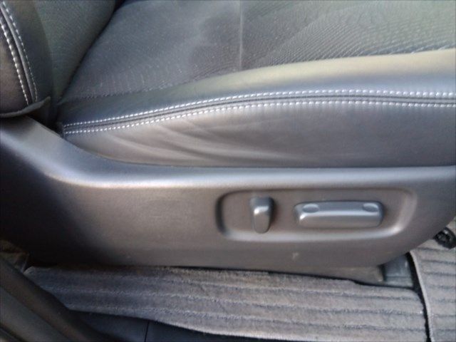 Toyota ESTIMA 2013-11 20326-19