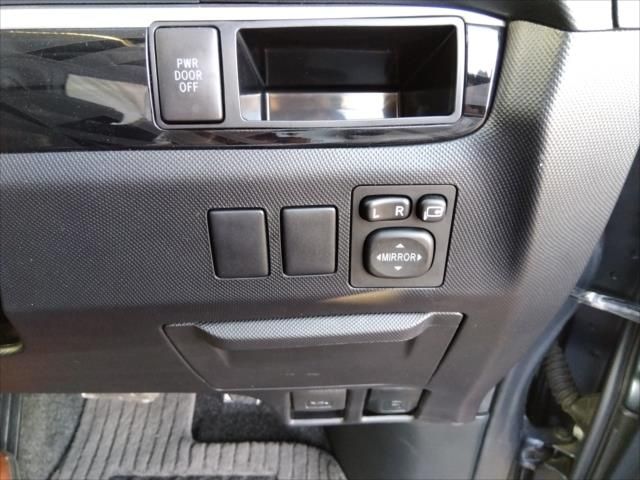 Toyota ESTIMA 2013-11 20326-13