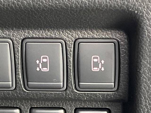 Nissan ELGRAND 2015-07 195901-6