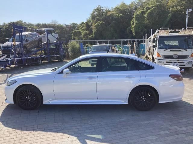 Toyota CROWN SEDAN 2022-01 24853-8