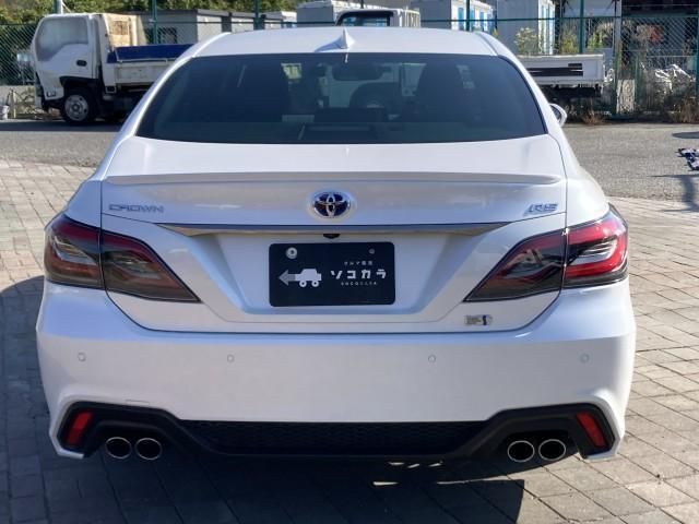 Toyota CROWN SEDAN 2022-01 24853-4