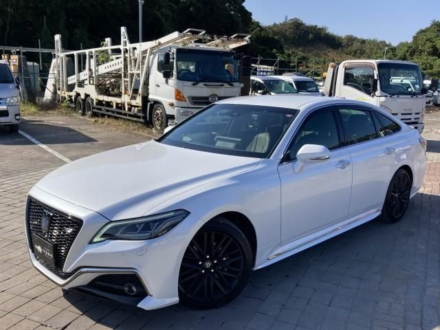 Toyota CROWN SEDAN 2022-01 24853-5