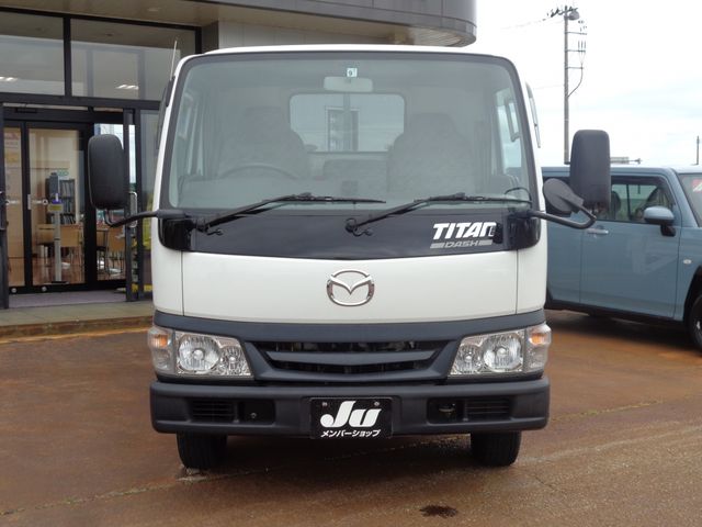 Mazda TITAN 2003-06 7922-3