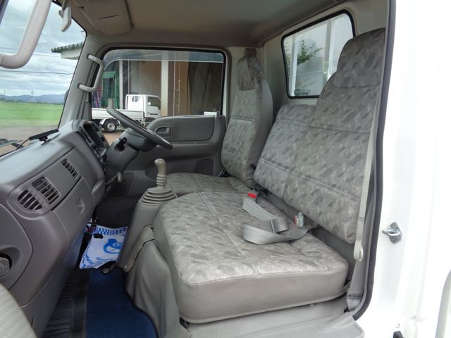Mazda TITAN 2003-06 7922-8