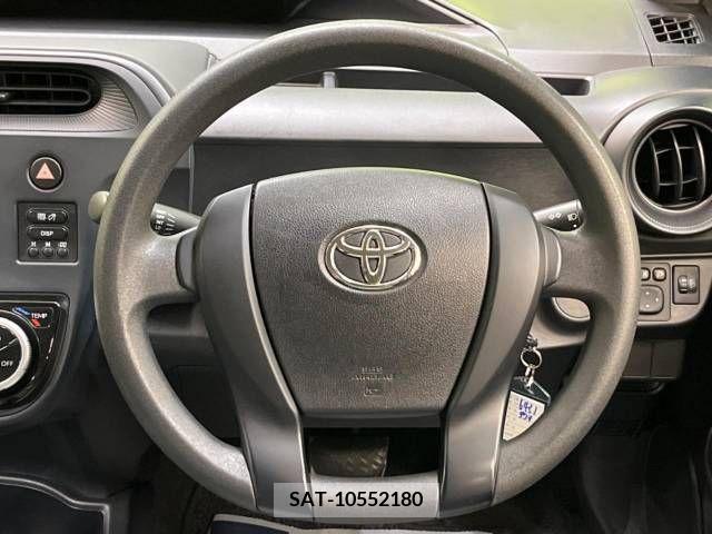 Toyota AQUA 2019-04 260334-11