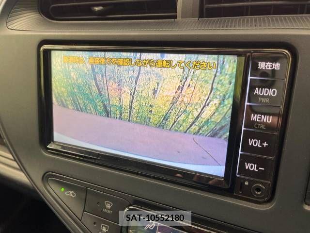 Toyota AQUA 2019-04 260334-3