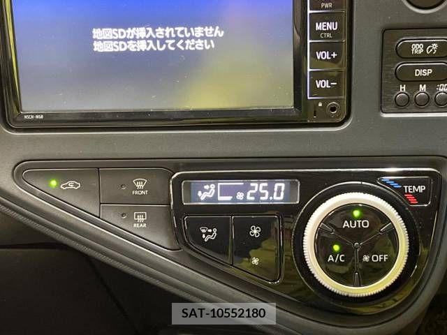 Toyota AQUA 2019-04 260334-4