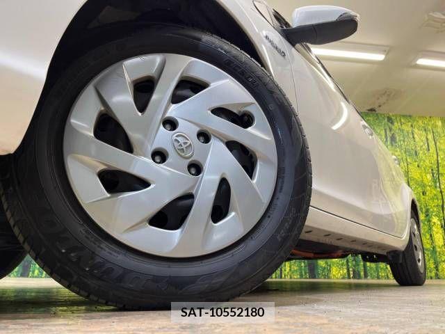 Toyota AQUA 2019-04 260334-13