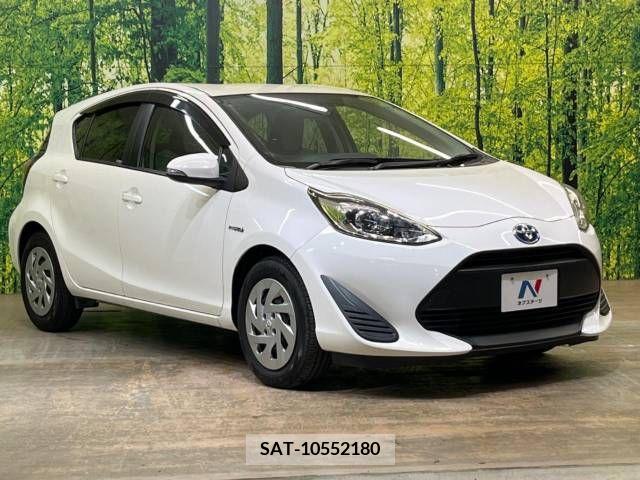Toyota AQUA 2019-04 260334-16