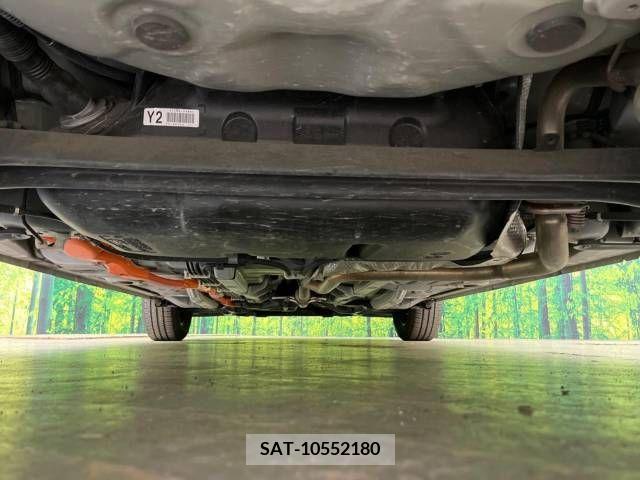 Toyota AQUA 2019-04 260334-19