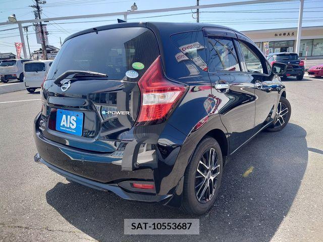 Nissan NOTE 2017-01 279971-1