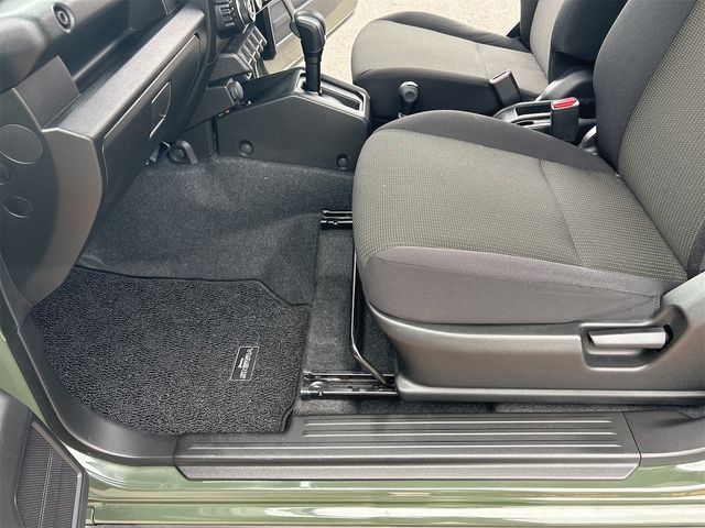 Suzuki JIMNY SIERRA 2019-02 24310-20