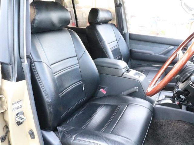 Toyota LAND CRUISER 1995-01 10662-3