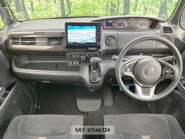 Honda N BOX CUSTOM 2018-02 306946-1