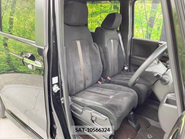 Honda N BOX CUSTOM 2018-02 306946-9