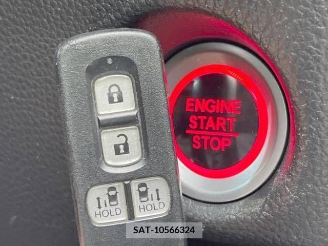 Honda N BOX CUSTOM 2018-02 306946-8