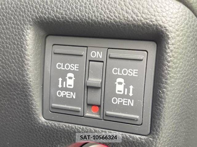 Honda N BOX CUSTOM 2018-02 306946-5
