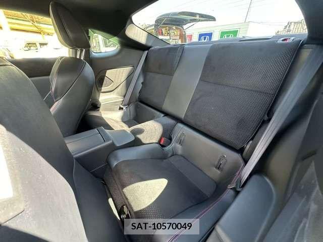 Subaru BRZ 2023-01 320976-3
