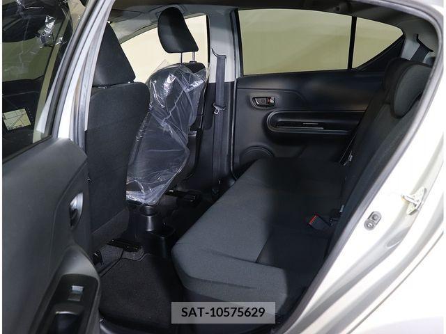 Toyota AQUA 2019-05 314096-12