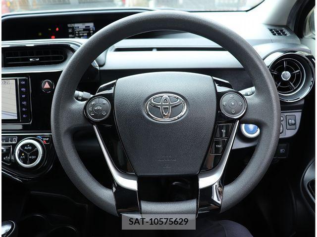 Toyota AQUA 2019-05 314096-14