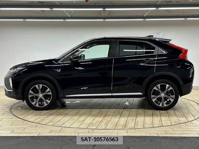 Mitsubishi ECLIPSE CROSS 2019-10 359524-17