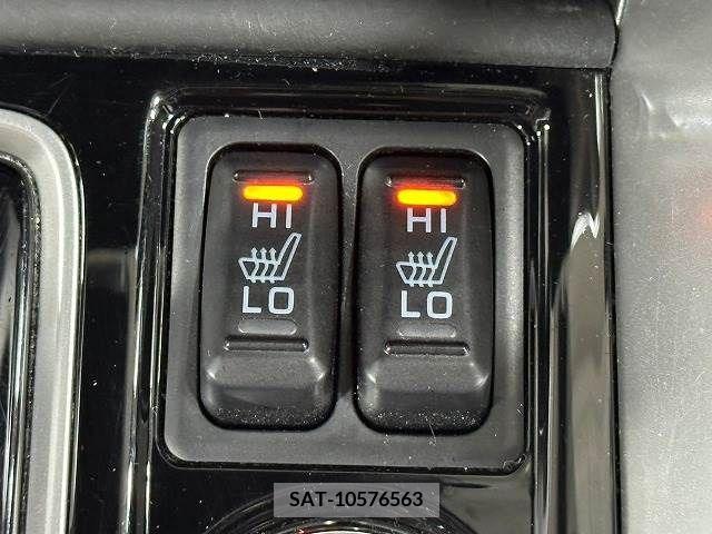 Mitsubishi ECLIPSE CROSS 2019-10 359524-6