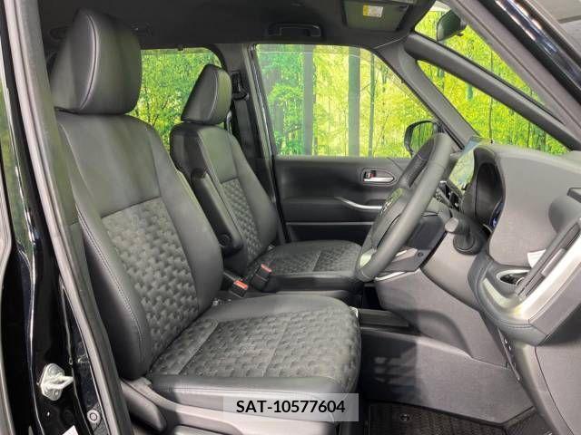 Toyota VOXY HYBRID 2022-01 239237-8