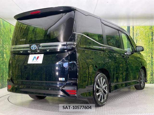 Toyota VOXY HYBRID 2022-01 239237-18